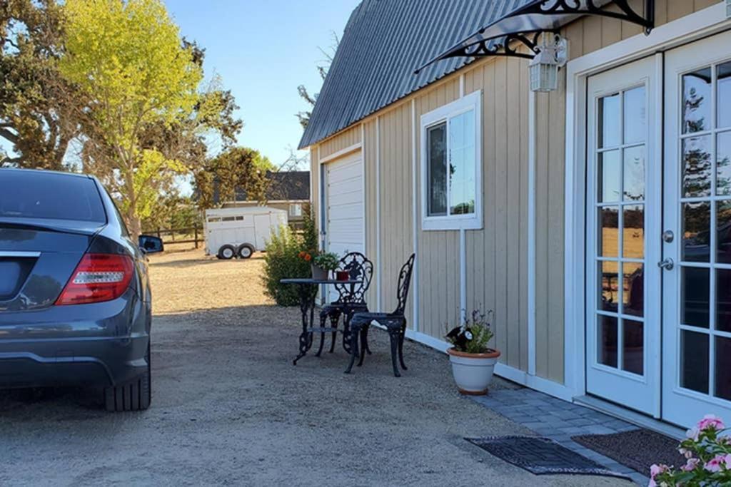 Villa A Cozy Loft In Templeton Exterior foto